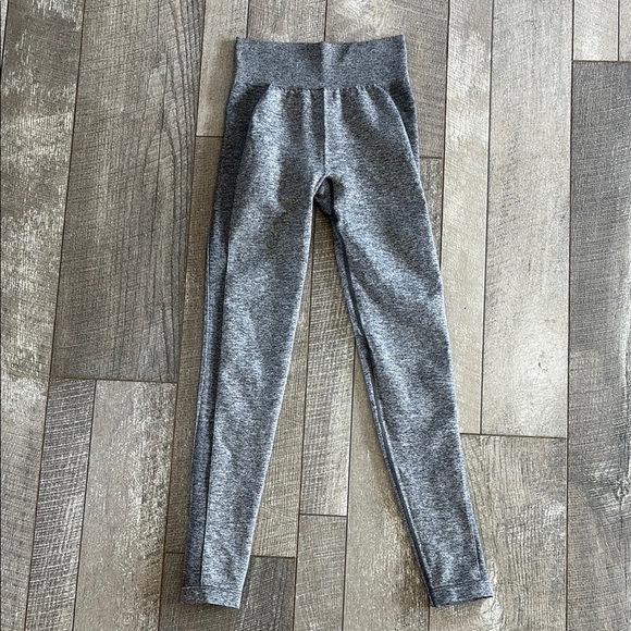 Gymshark Size Small Grey High-Waisted Athletic Leggings - Picture 3 of 6